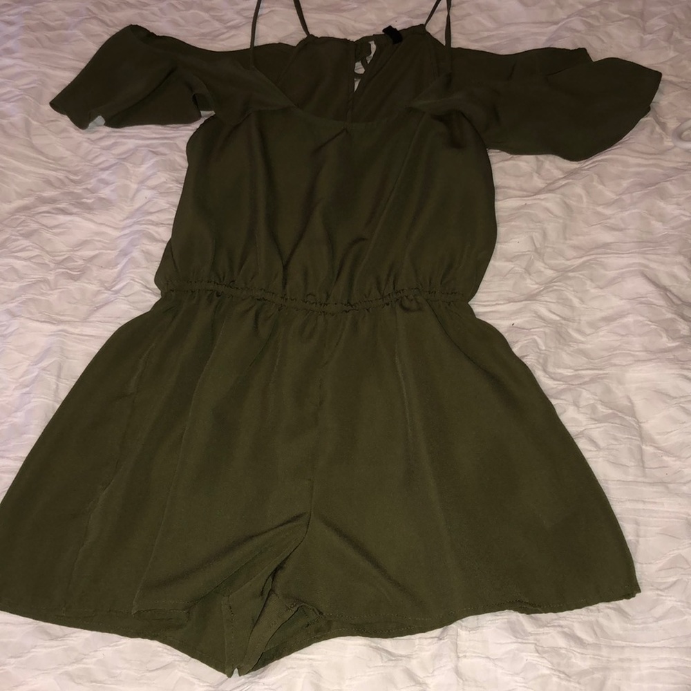 Navy green romper!!